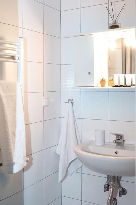 Stylish Apartment Салоники Экстерьер фото