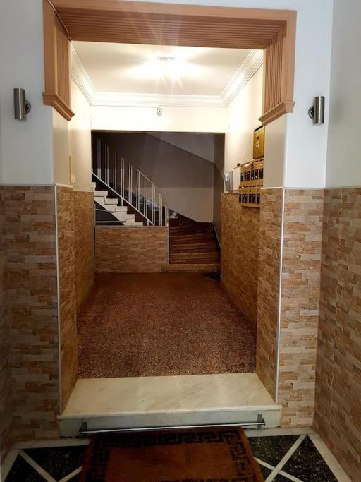 Stylish Apartment Салоники Экстерьер фото