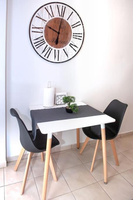Stylish Apartment Салоники Экстерьер фото